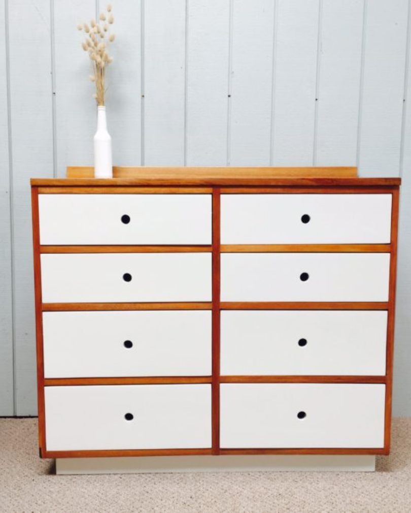 A Rimu set of drawers with white drawers.